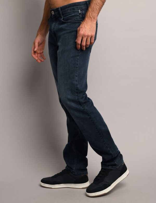 jean blue night driver city